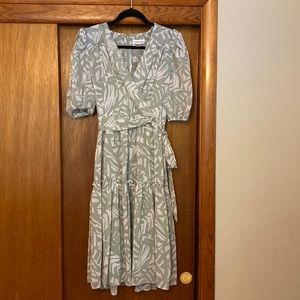 Calvin Klein Puff-Sleeve Belted Dress - Jadeite/white - Size 6